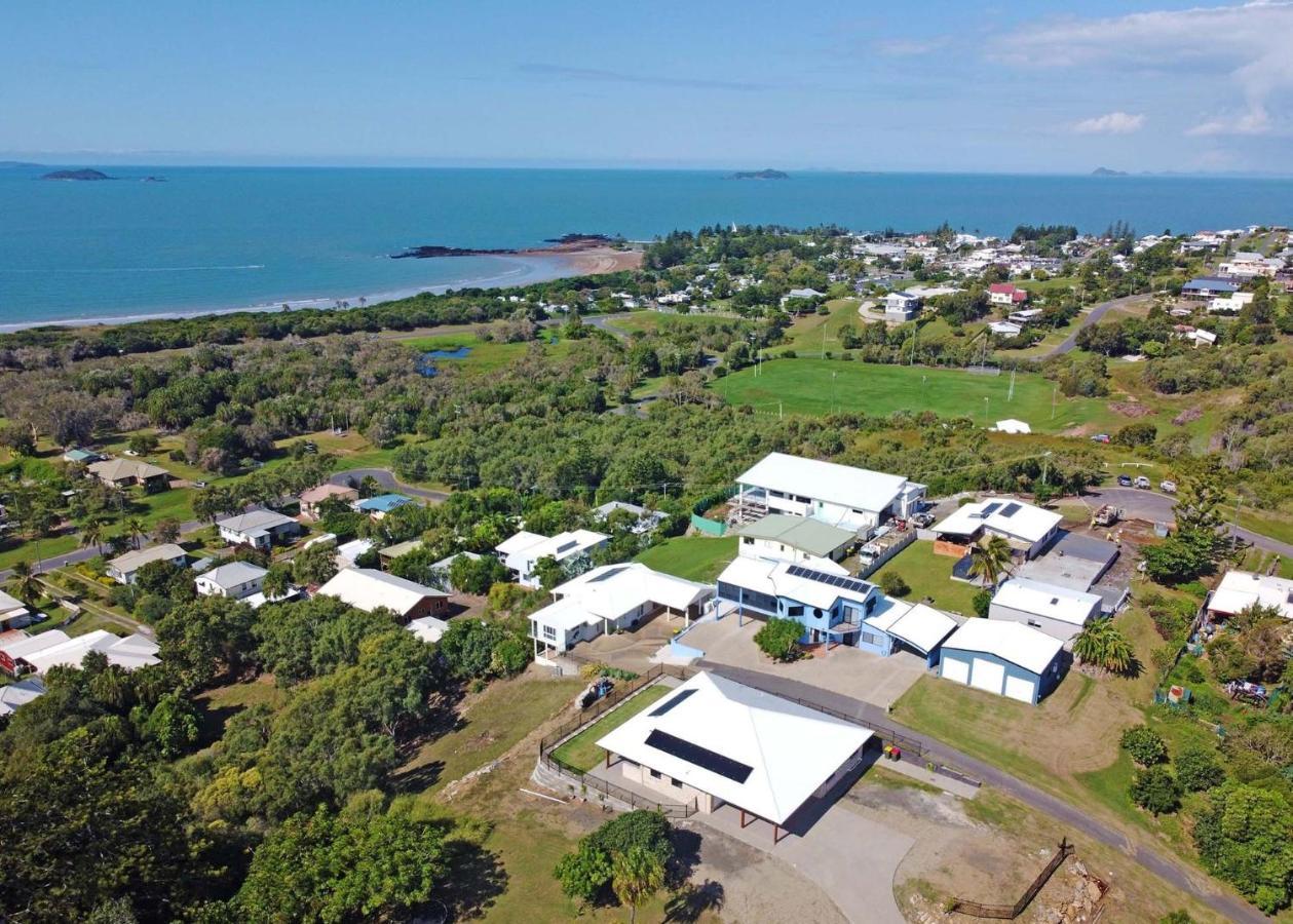 Villa Escape With A View à Emu Park Extérieur photo